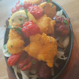 Desi Yew Tree Dentro