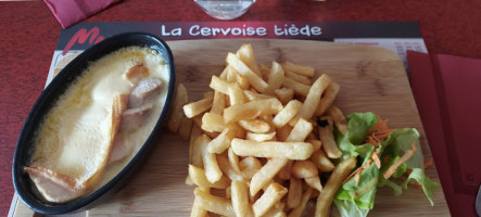 La Cervoise Tiède food