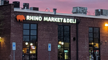 Rhino Market Deli food