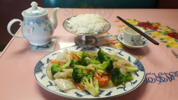 Lotus Gardens food