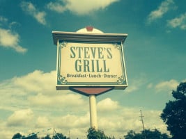 Steve’s Grill food