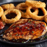 Ruby Tuesday Dentro