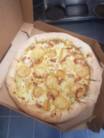 Domino's Pizza Vichy food