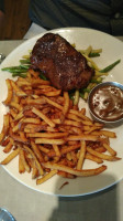 Steak-Frites St-Paul food