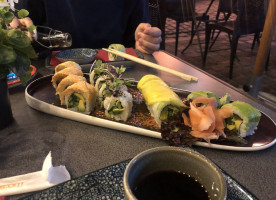 Sushi Mantra food