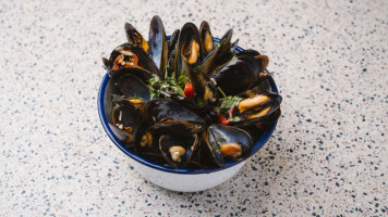 Moules Gin food