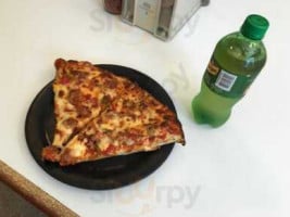 Tony's Deli And Pizza food
