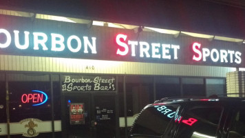 Bourbon Street Sports outside