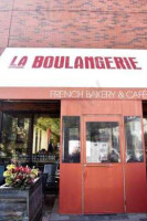 La Boulangerie outside