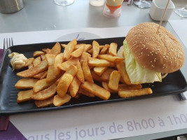 Les Roches Marines food