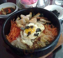 Baek Chun Sushi Yama food