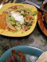 Los Portales Mexican food