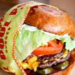 Pool Burger Comida