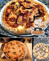 Joker Pizzeria Bisteccheria food