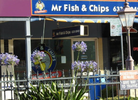 Mr. Fish & Chips inside