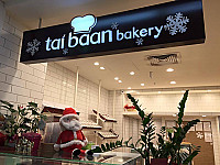 Tai Baan Bakery outside