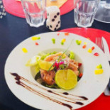 Le 18 Comida