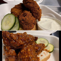 Dot's Nashville Hot Chicken food