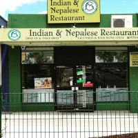 Indian & Nepalese Restaurant Mountain Gate outside