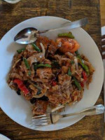 Thai On Canyon food