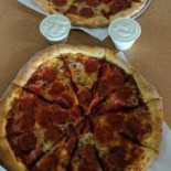 Ruszoni's Pizza Comida