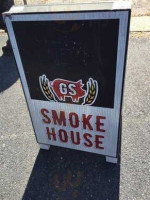 Gs Smokehouse food