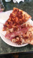 Tg Grill And Pizza food