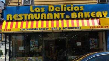 Las Delicias Bakery (college Point Blvd) outside
