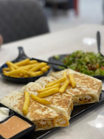 مطعم وردةالبستان food