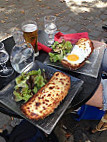Au Petit Montmartre food
