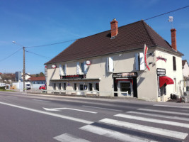 La Petite Auberge food