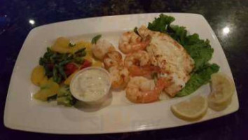 G S Steamers Grill food
