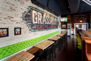 Grassroots Salad Company inside