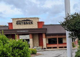 Outback Steakhouse outside