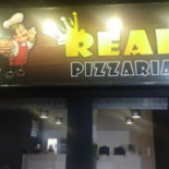 Real Pizzaria Exterior