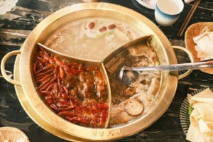 Trois Saveurs Chinese Fondue food