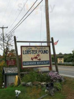 Cape Neddick Lobster Pound inside