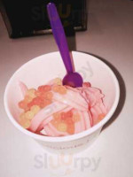 In The Moo Self Serve Frozen Yogurt food