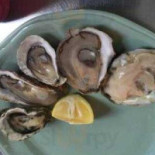 Cosenzas Fish Market Comida