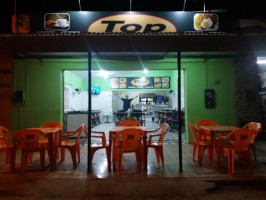 Top Lancheria E Cafeteria inside