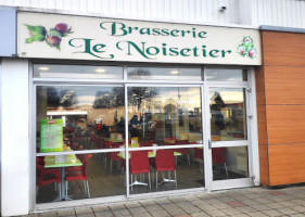 Brasserie Le Noisetier inside