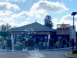 Mcdonald's outside