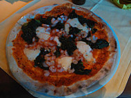 Pizzeria Capri food