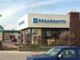 Breadsmith outside