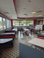 Steak N Shake inside