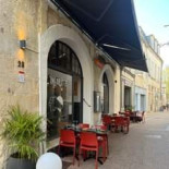 L’insolite Saintes Exterior