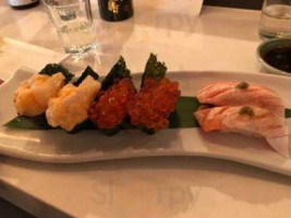 Sushi Ronin food