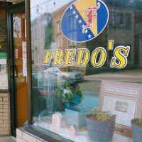 Fredo's Deli outside