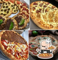 Pizzalli Pizzaria E Esfiharia food