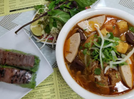 Pho Hoa Clement food